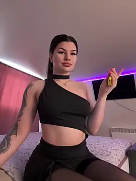 Snapshot of -MaybeBaby- chatting on 02/27/26, 07:30 -MaybeBaby- online show from 02/27/26, 07:30