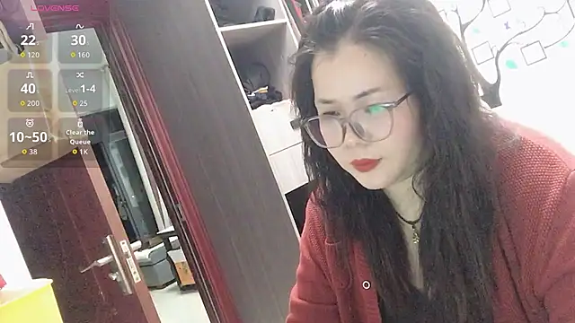 Huahua3187 online show from 12/01/25, 10:31