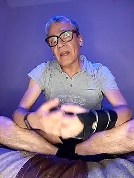 BCNBOTTOM online show from 12/18/25, 08:15