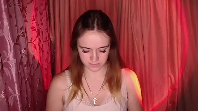 Illa May online show from 12/22/25, 08:06