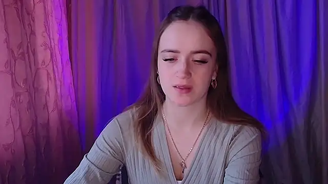 Illa May online show from 01/11/26, 10:42