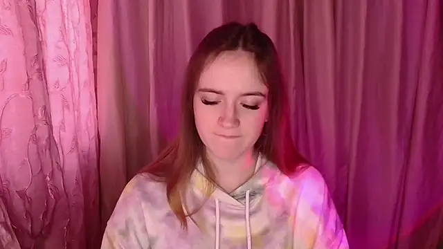 Illa May online show from 01/14/26, 10:21