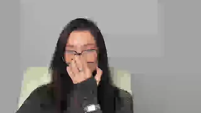 Snapshot of Stella_XO chatting on 11/21/25, 01:10 Stella XO online show from 11/21/25, 01:10