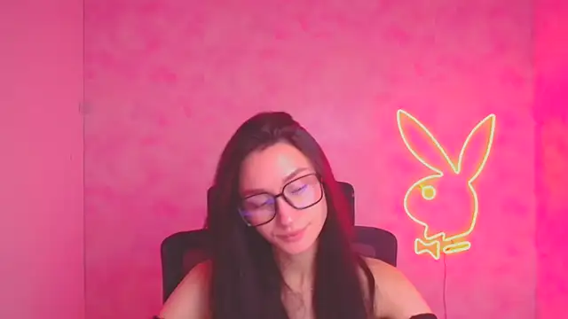 Snapshot of Stella_XO chatting on 11/22/25, 06:23 Stella XO online show from 11/22/25, 06:23