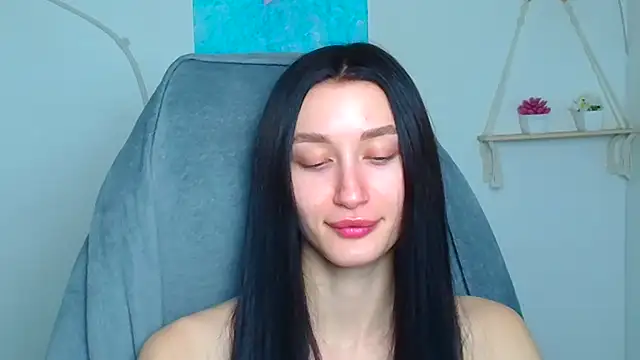 Stella XO online show from 03/04/26, 06:30