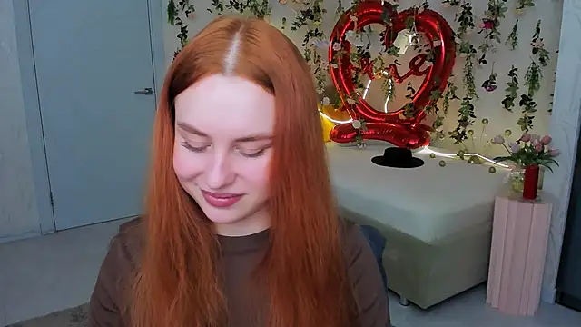 AirySilhouette online show from 02/16/26, 07:10