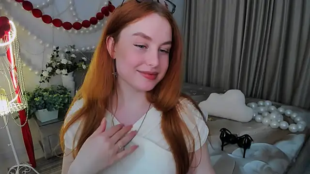 AirySilhouette online show from 04/21/26, 02:37