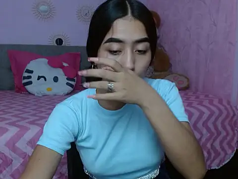 xoxo melany online show from 11/25/25, 12:16