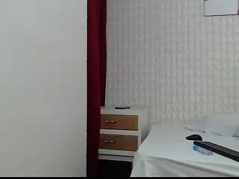 Violeta DAmore online show from 11/26/25, 07:04