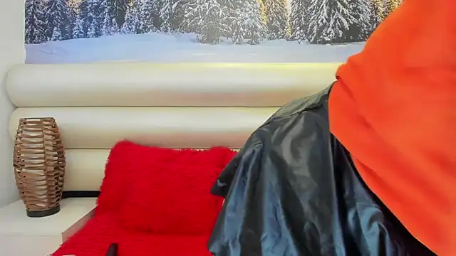 MillyHotsoon online show from 03/19/26, 11:14