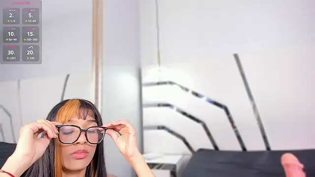 Snapshot of megann_myers chatting on 02/28/26, 11:33 megann myers online show from 02/28/26, 11:33