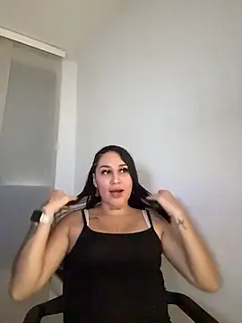 kylie pregnat online show from 12/01/25, 01:49