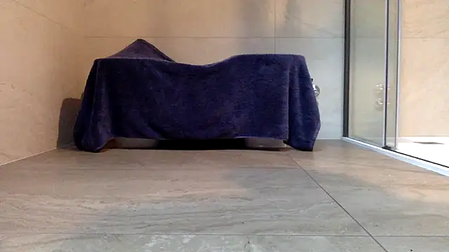 AsiaSlavePantyhosed online show from 12/19/25, 01:40