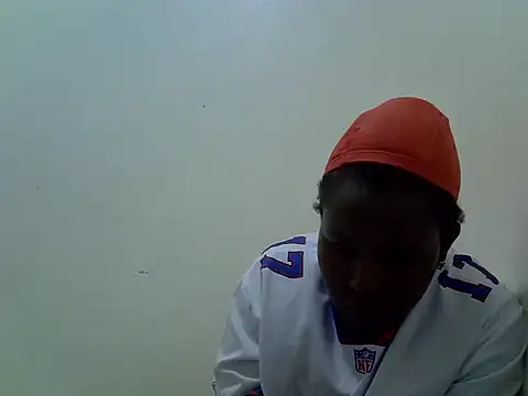 Snapshot of wspuss chatting on 11/22/25, 12:26 wspuss online show from 11/22/25, 12:26