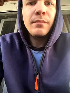 Spielzeugtwink online show from 12/16/25, 11:04