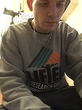 Spielzeugtwink online show from 01/15/26, 12:48