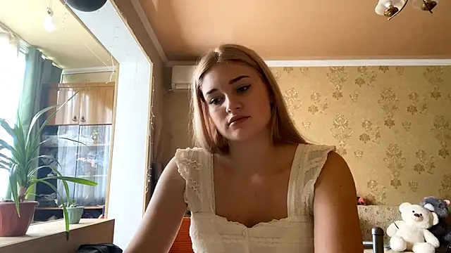 Snapshot of Malley_Saunds chatting on 11/20/25, 07:08 Malley Saunds online show from 11/20/25, 07:08