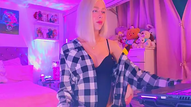 MadamBarbiee online show from 12/21/25, 12:51