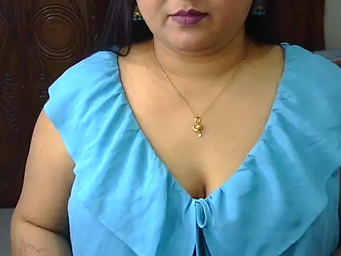 Natasha pihu online show from 01/08/26, 02:52