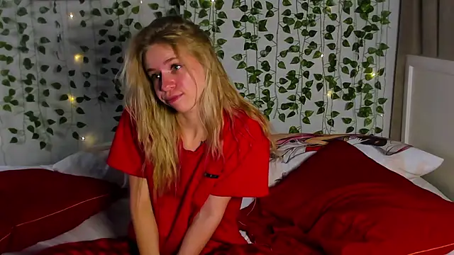 Cute Beautiful Princess online show from 11/27/25, 10:45