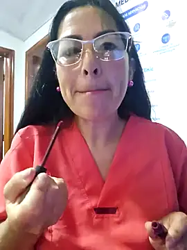 JustSamantha  online show from 04/15/26, 11:06