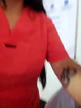 JustSamantha  online show from 04/16/26, 09:39