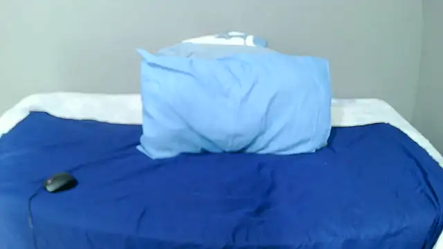 Snapshot of CindyX90 chatting on 11/28/25, 07:49 CindyX90 online show from 11/28/25, 07:49