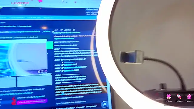 Snapshot of thomas_scot1 chatting on 11/30/25, 01:04 thomas scot1 online show from 11/30/25, 01:04