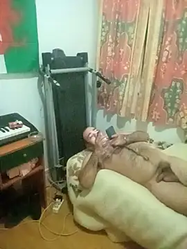 Snapshot of Jonas199100 chatting on 11/24/25, 08:41 Jonas199100 online show from 11/24/25, 08:41