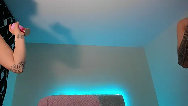 stanandrose  online show from 04/22/26, 03:42