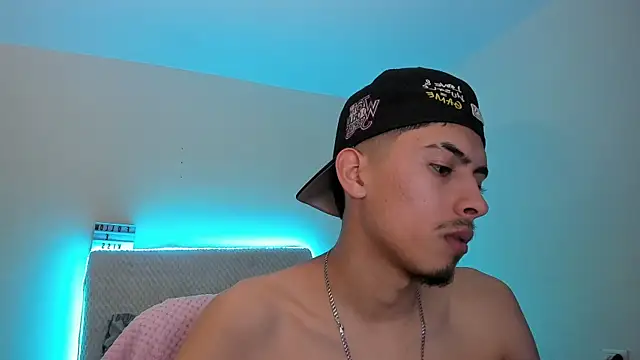 stanandrose  online show from 04/24/26, 03:09