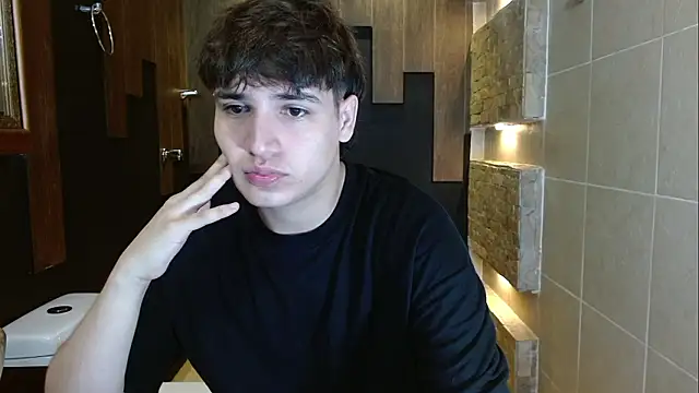 Snapshot of JakeSummer_ chatting on 02/05/26, 01:05 JakeSummer online show from 02/05/26, 01:05