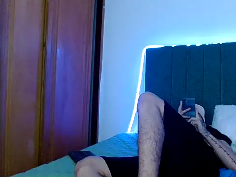 Snapshot of Lincon_Ale chatting on 11/30/25, 07:40 Lincon Ale online show from 11/30/25, 07:40