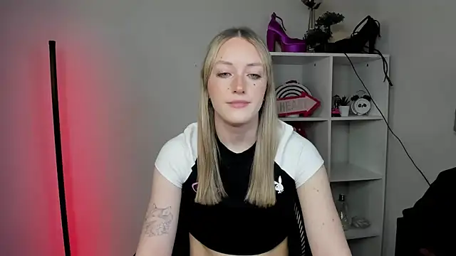 EvelynBlond online show from 03/24/26, 01:27