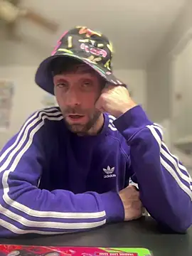 strippingmale1 online show from 02/19/26, 04:41