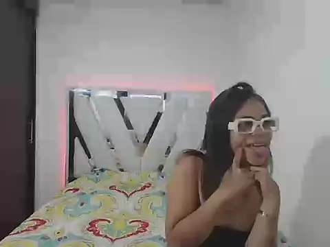 BlueLove19 online show from 12/14/25, 06:56