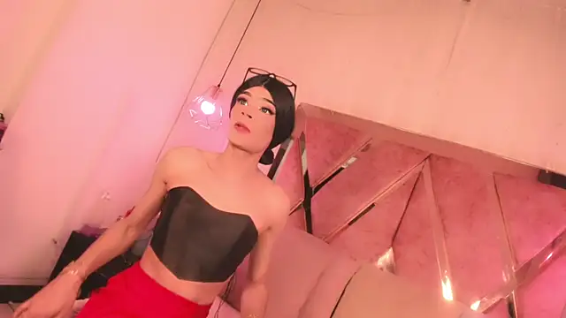 atenea taylor  online show from 01/13/26, 01:33