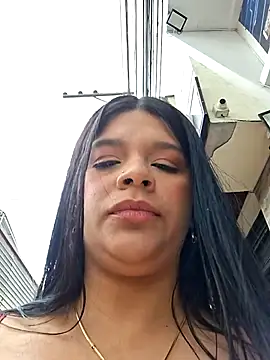 Layla-daring online show from 12/05/25, 06:15