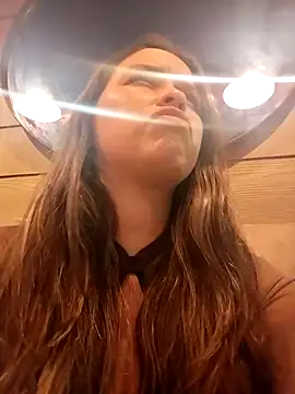 Little  Danni1 online show from 11/23/25, 02:33