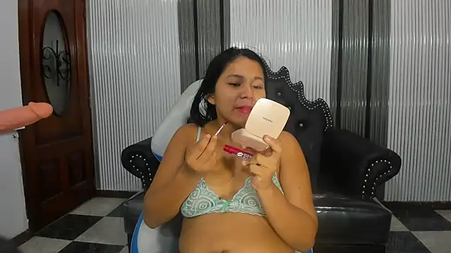 babyschoolgiirl online show from 02/18/26, 02:18