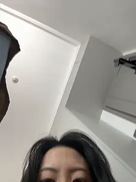 Jinmi125216 online show from 04/13/26, 07:47