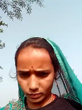 manishahot133 online show from 11/30/25, 03:54