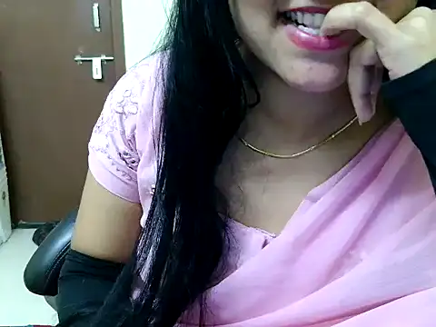 cute girl 81 online show from 12/16/25, 07:41