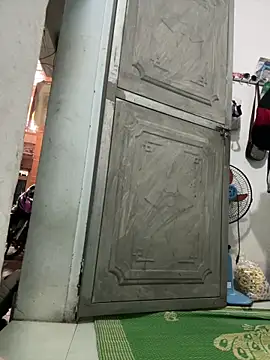 Spring-spring online show from 11/30/25, 05:00