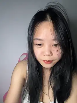 Snapshot of Kiee-lee chatting on 11/30/25, 01:26 Kiee-lee online show from 11/30/25, 01:26