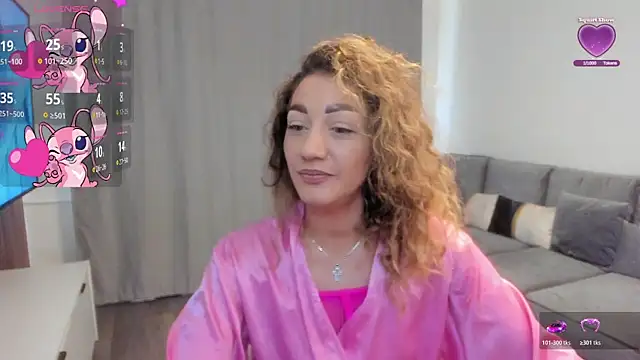 Snapshot of rossana_doll chatting on 05/10/26, 07:46 rossana doll online show from 05/10/26, 07:46