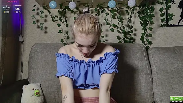 Megan Lora online show from 03/07/26, 01:02