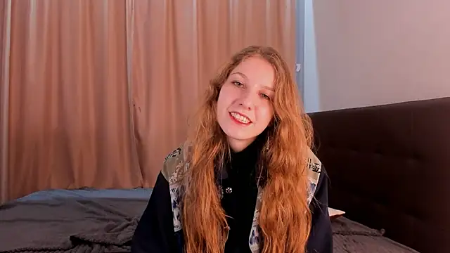 HazeLuneth online show from 02/18/26, 06:31