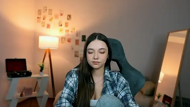 Vexorine online show from 04/18/26, 07:58