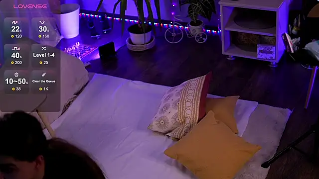 PureEllieX online show from 04/18/26, 03:10